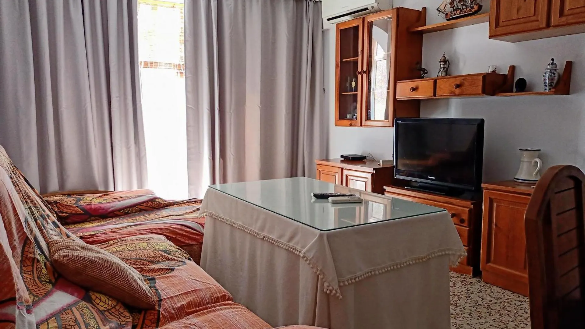 Apartamento Caleta Sun & Sea contacts